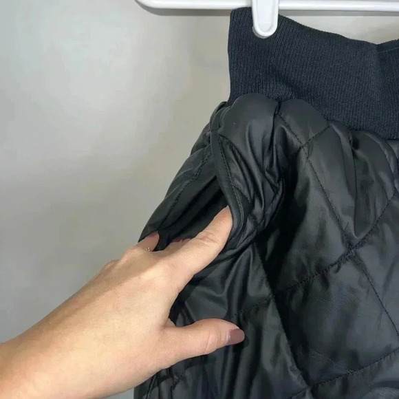 Maniere De Voir Black Vegan Leather Quilted shorts - Picture 9 of 13